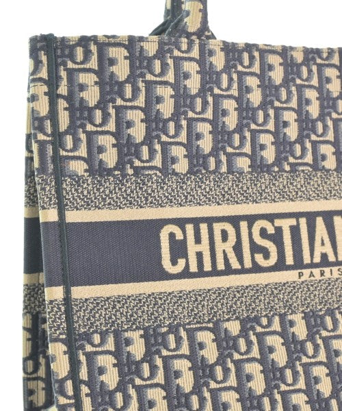 Christian Dior กระเป๋าถือขนาดใหญ่