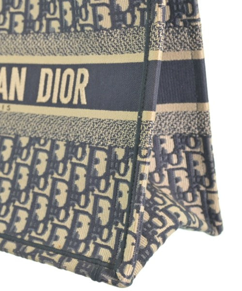 Christian Dior กระเป๋าถือขนาดใหญ่