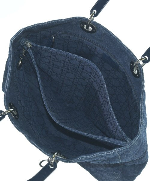 Christian Dior กระเป๋าถือ