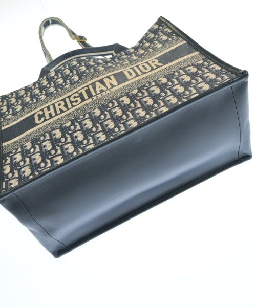 Christian Dior กระเป๋าถือขนาดใหญ่