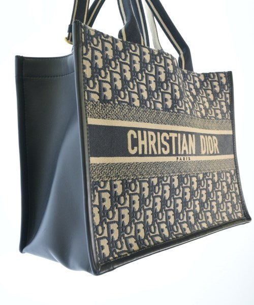 Christian Dior กระเป๋าถือขนาดใหญ่