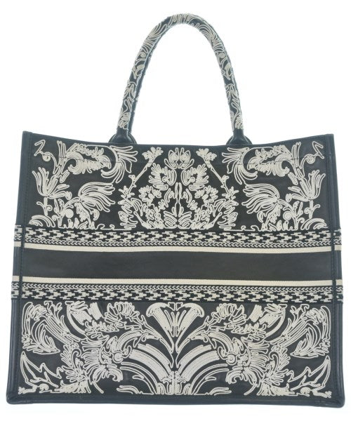 Christian Dior กระเป๋าถือขนาดใหญ่