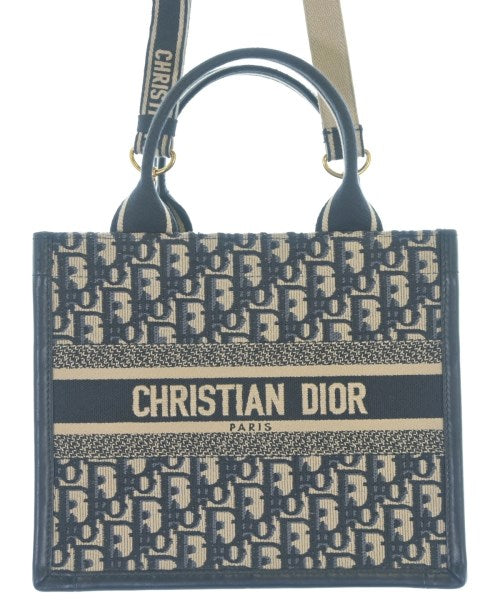 Christian Dior กระเป๋าถือขนาดใหญ่