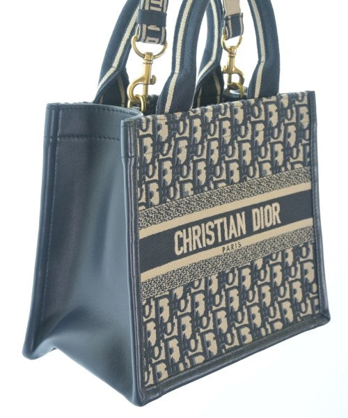Christian Dior กระเป๋าถือขนาดใหญ่
