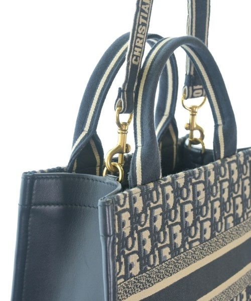 Christian Dior กระเป๋าถือขนาดใหญ่