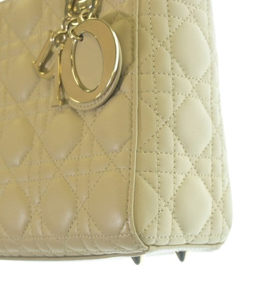 Christian Dior กระเป๋าถือ