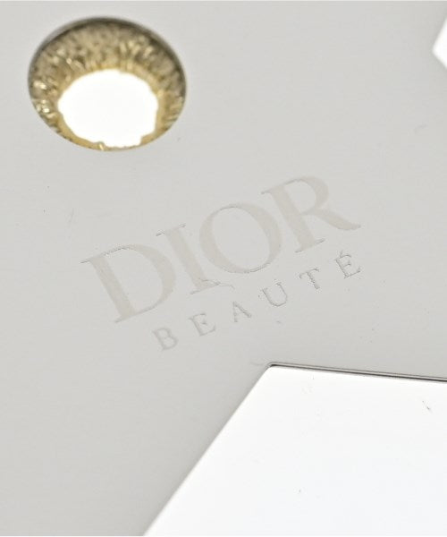 Christian Dior เข็มกลัด/ดอกไม้ติดเสื้อ