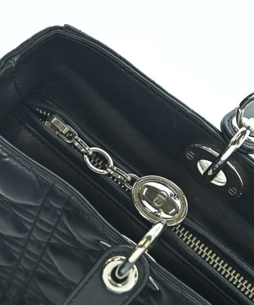 Christian Dior กระเป๋าถือ