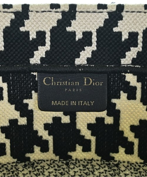 Christian Dior กระเป๋าถือขนาดใหญ่