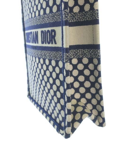 Christian Dior กระเป๋าถือขนาดใหญ่