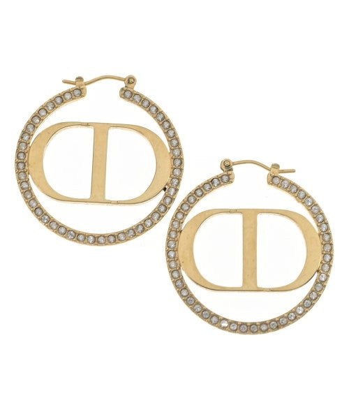 Christian Dior เจาะ