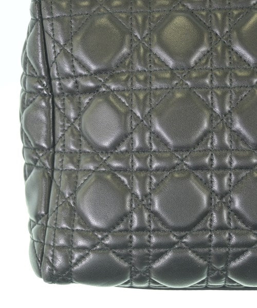 Christian Dior กระเป๋าถือ