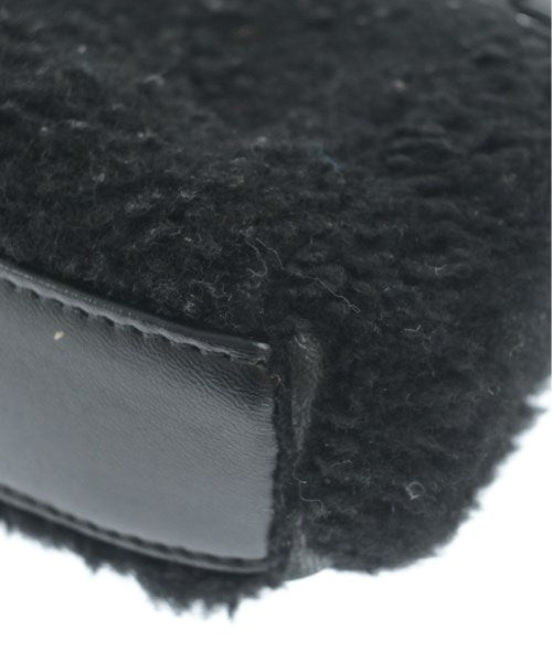 FENDI กระเป๋าสะพาย