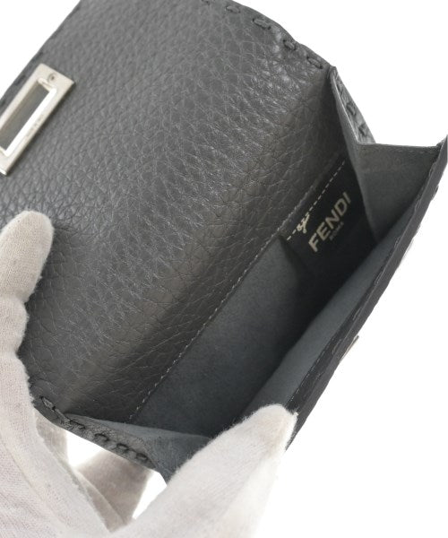 FENDI กระเป๋าสตางค์/กระเป๋าใส่เหรียญ