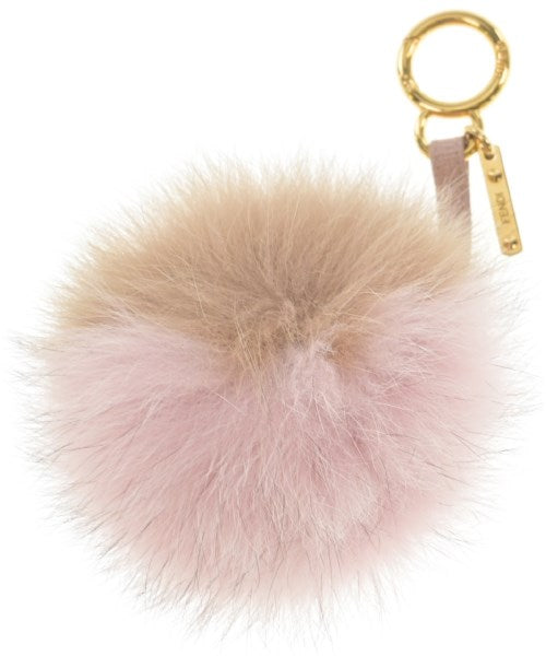 FENDI เครื่องประดับบนกระเป๋า