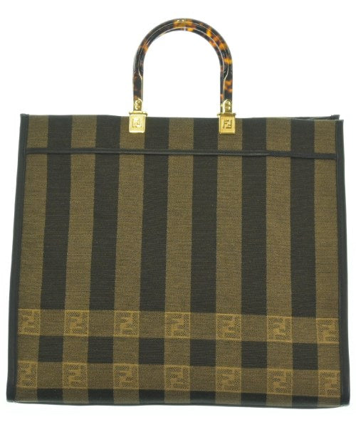 FENDI กระเป๋าถือขนาดใหญ่