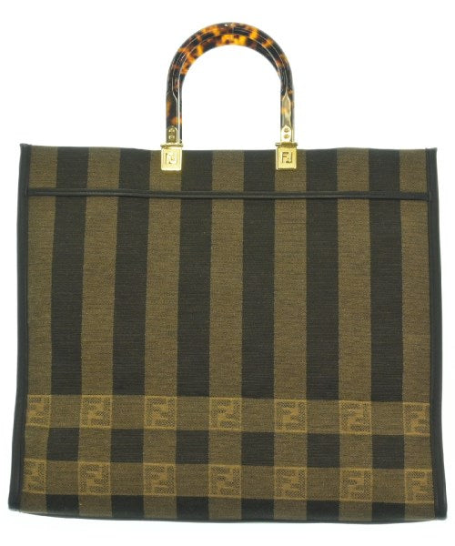 FENDI กระเป๋าถือขนาดใหญ่