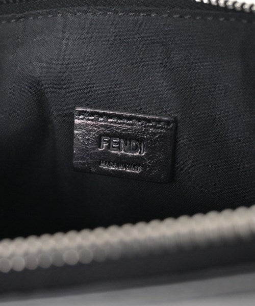 FENDI คลัตช์