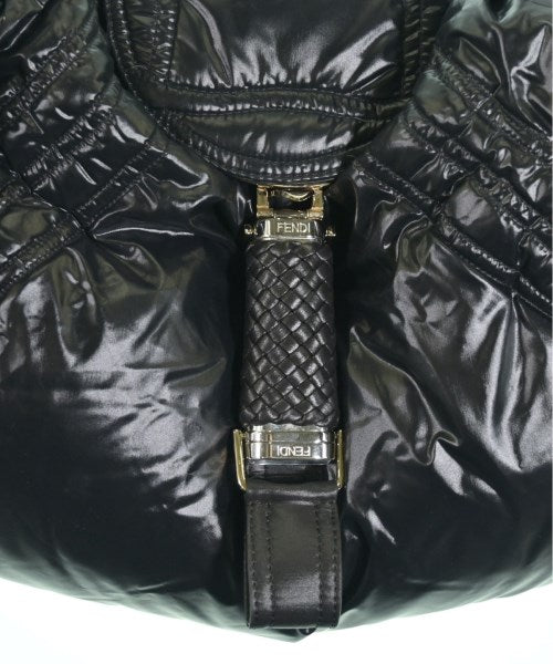 FENDI กระเป๋าถือ