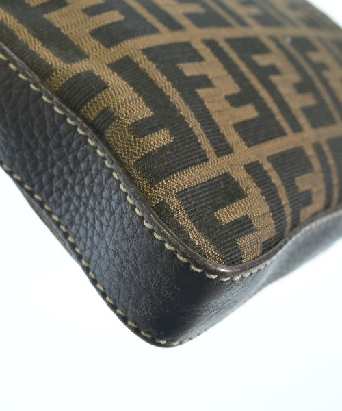 FENDI กระเป๋าสะพาย