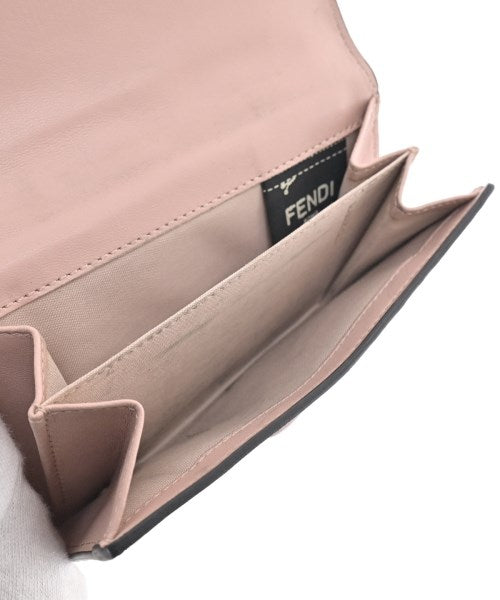 FENDI กระเป๋าสตางค์/กระเป๋าใส่เหรียญ