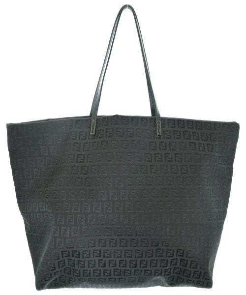 FENDI กระเป๋าถือขนาดใหญ่