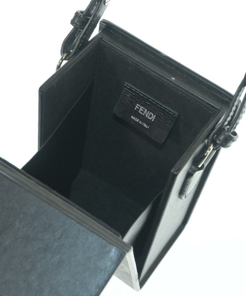 FENDI กระเป๋าสะพาย