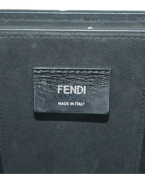 FENDI กระเป๋าสะพาย