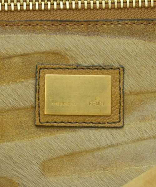 FENDI กระเป๋าสะพาย