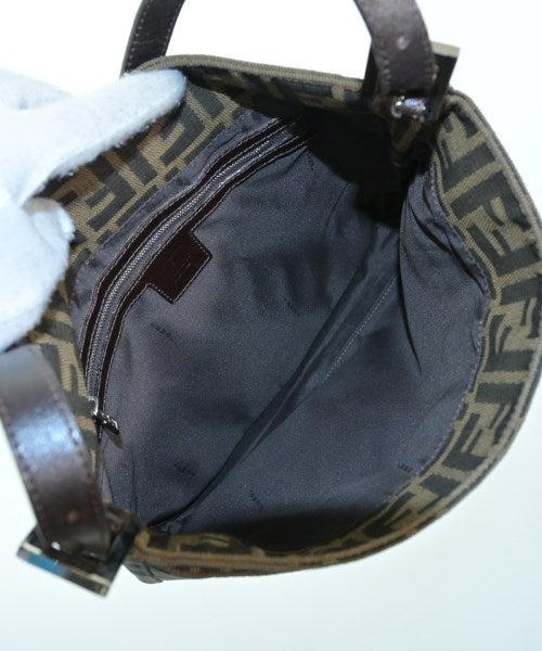 FENDI กระเป๋าสะพาย