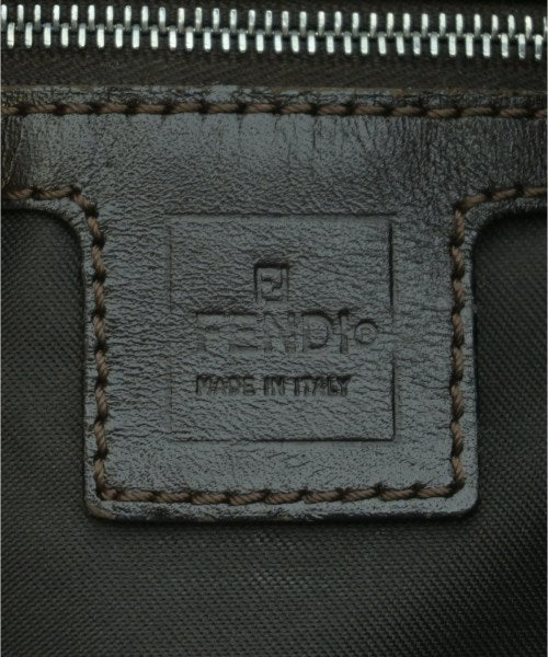 FENDI กระเป๋าสะพาย