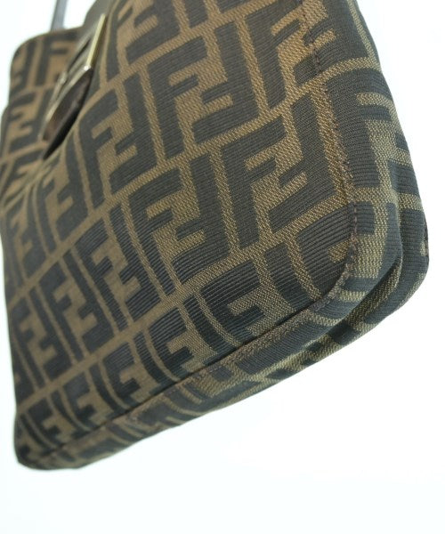 FENDI กระเป๋าสะพาย