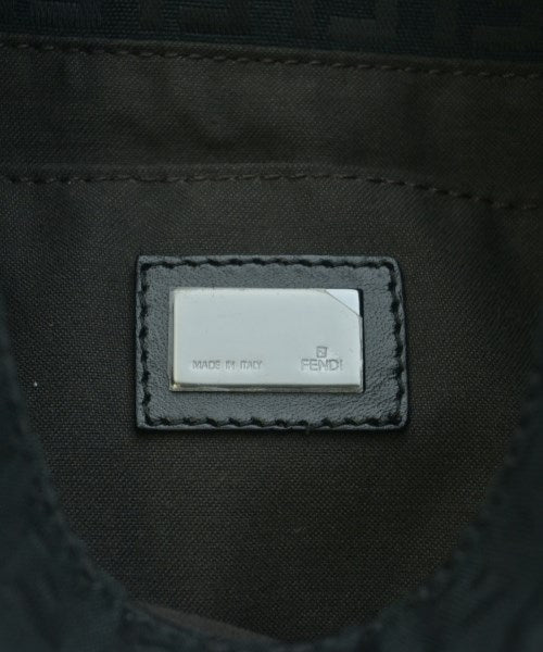 FENDI กระเป๋าสะพาย