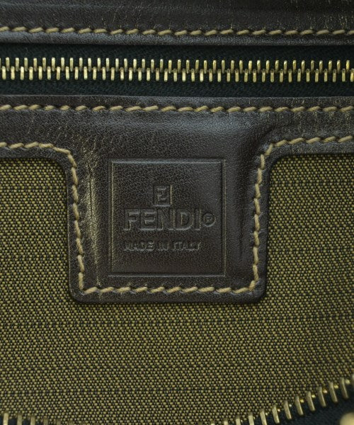 FENDI กระเป๋าสะพาย