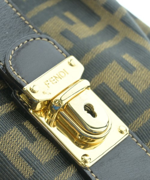 FENDI กระเป๋าสะพาย