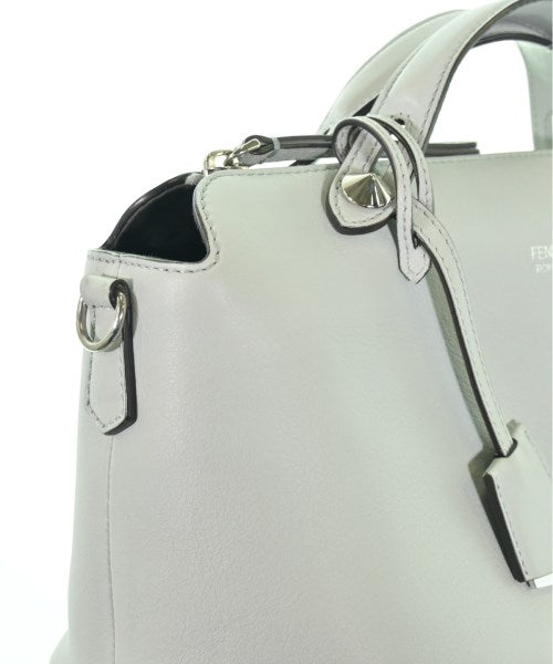 FENDI กระเป๋าสะพาย