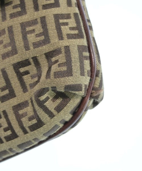 FENDI กระเป๋าสะพาย