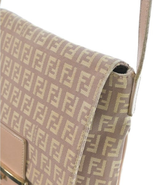 FENDI กระเป๋าสะพาย