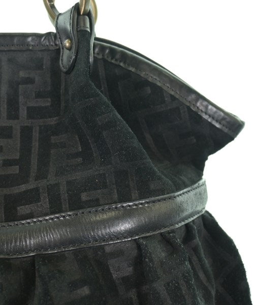 FENDI กระเป๋าถือขนาดใหญ่