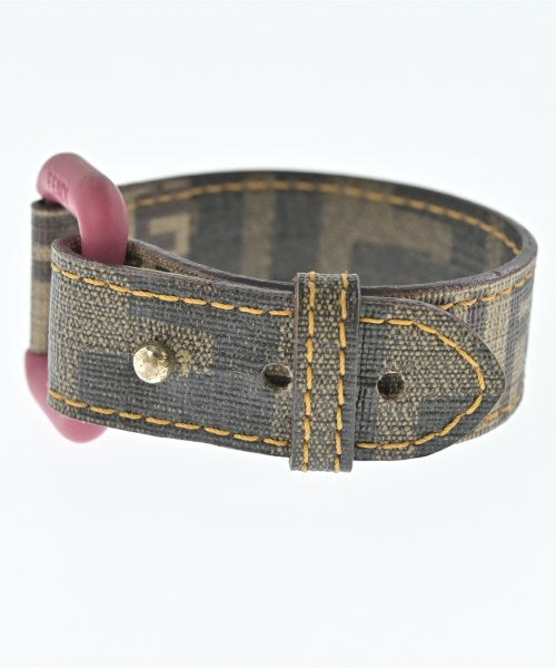 FENDI สร้อยข้อมือ/กำไล