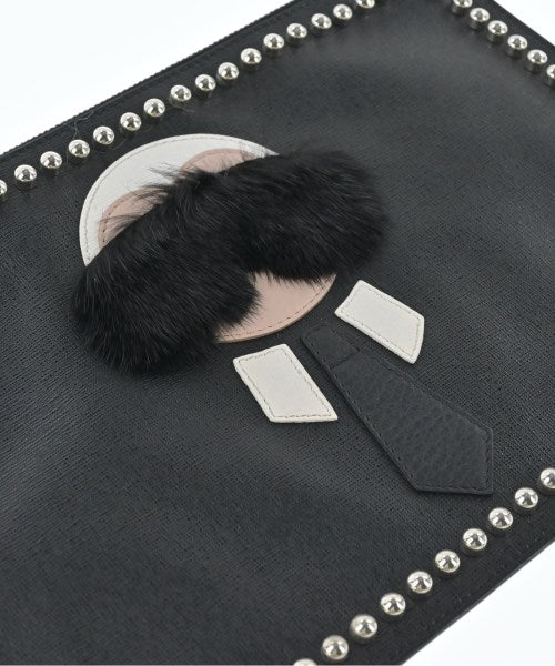 FENDI คลัตช์