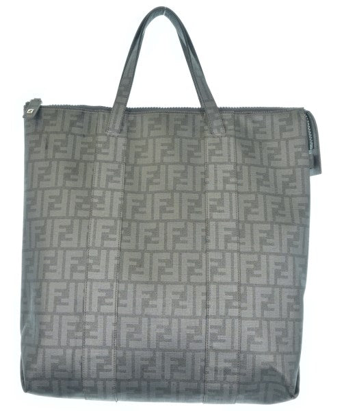 FENDI กระเป๋าถือขนาดใหญ่