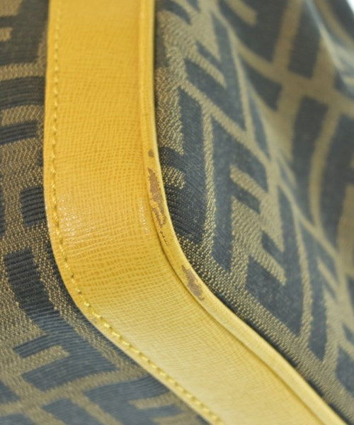 FENDI กระเป๋าถือ