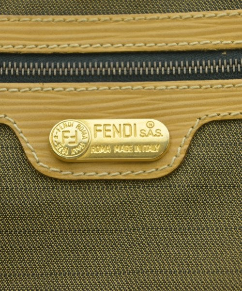 FENDI กระเป๋าถือขนาดใหญ่
