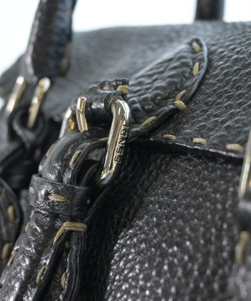 FENDI กระเป๋าถือ