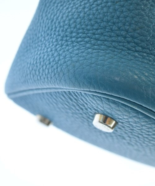FENDI กระเป๋าสะพาย