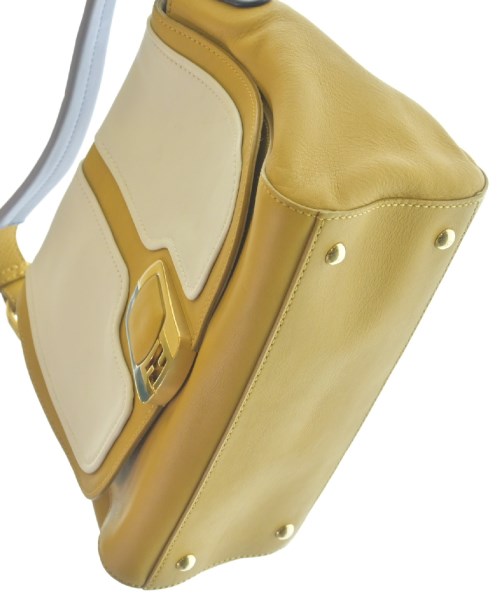 FENDI กระเป๋าสะพาย