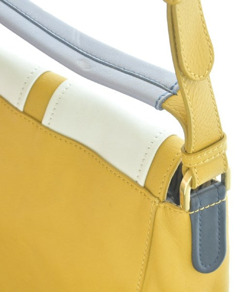 FENDI กระเป๋าสะพาย