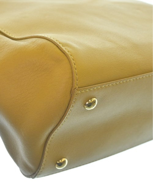 FENDI กระเป๋าสะพาย