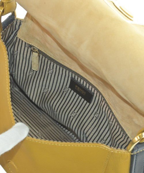 FENDI กระเป๋าสะพาย